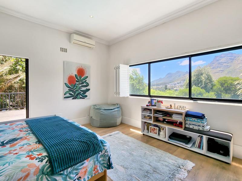 To Let 5 Bedroom Property for Rent in Helgarda Estate Western Cape